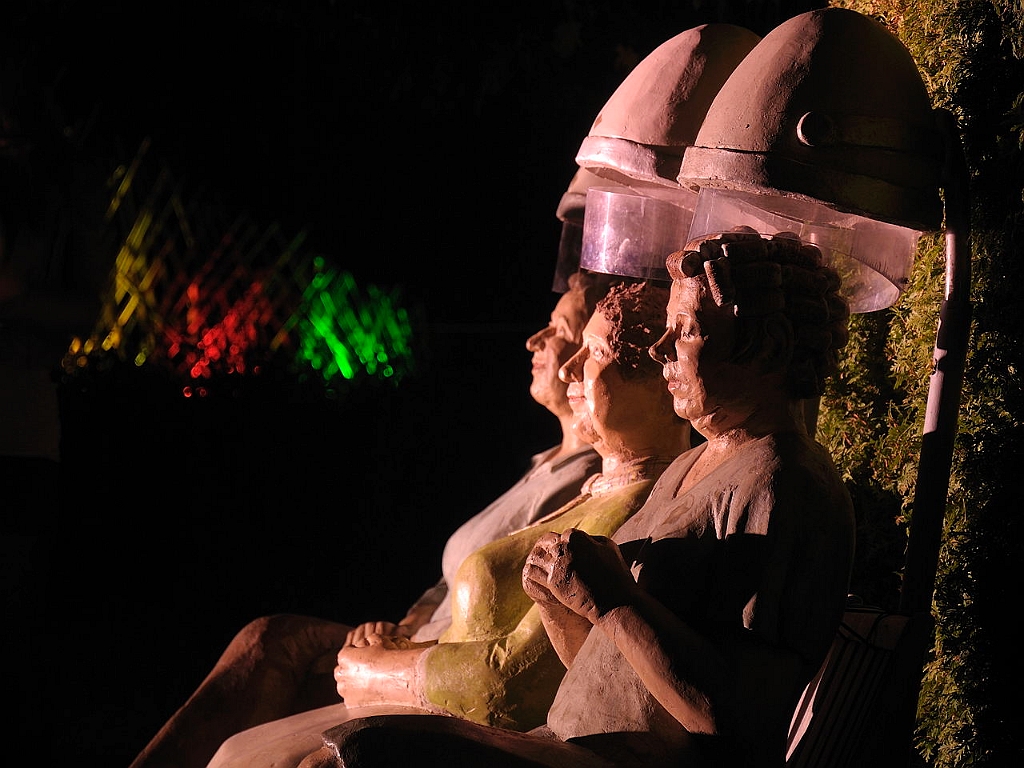 2011_1023_hl_004