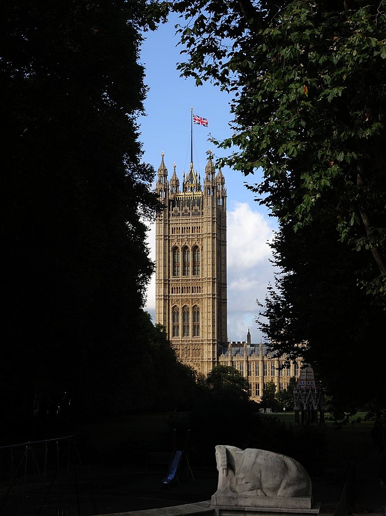 12_10_gb_811