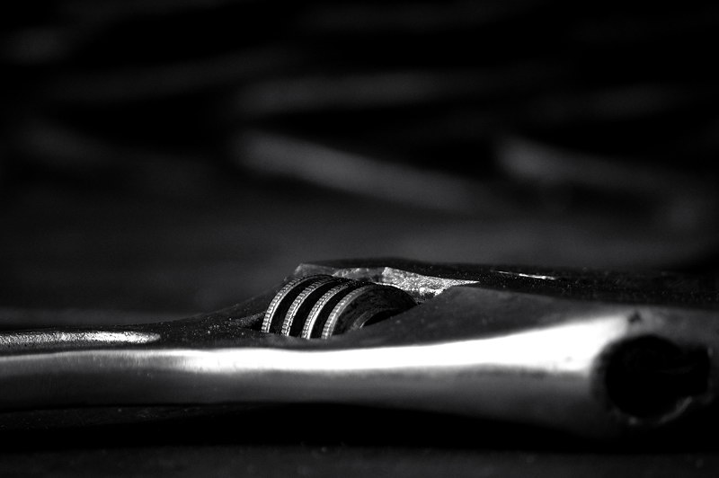 damp160509_242